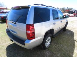 2007 GMC TAHOE LT Suv, 5.3L engine, A/T, leather interior, power windows, power locks, sunroof, 3rd