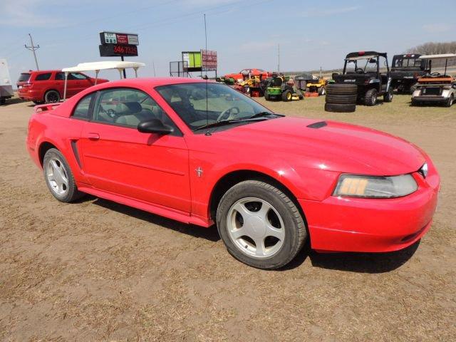 2002 Ford Mustang, 114,900 miles, red 2 door, titled