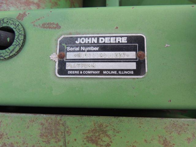 John Deere 224 grain head