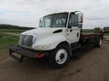 2005 International 4300 Semi (V)