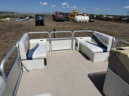 2000 Lowe Suncruiser ML200 21ft. Pontoon