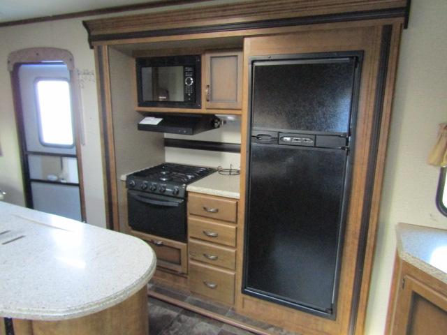 2016 CrossRoads Rezerve 26ft Camper