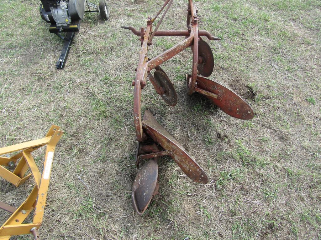 2 Bottom Ford 3 point Plow