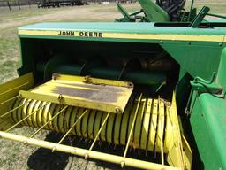 John Deere 328 Square Baler