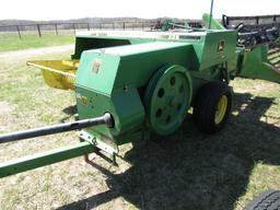 John Deere 328 Square Baler