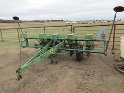 1240 John Deer Corn Planter