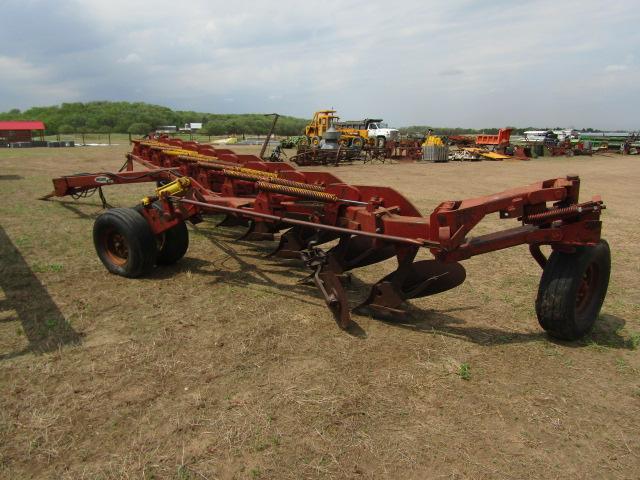8 Bottom Melroe Plow