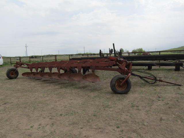 8 Bottom Melroe Plow