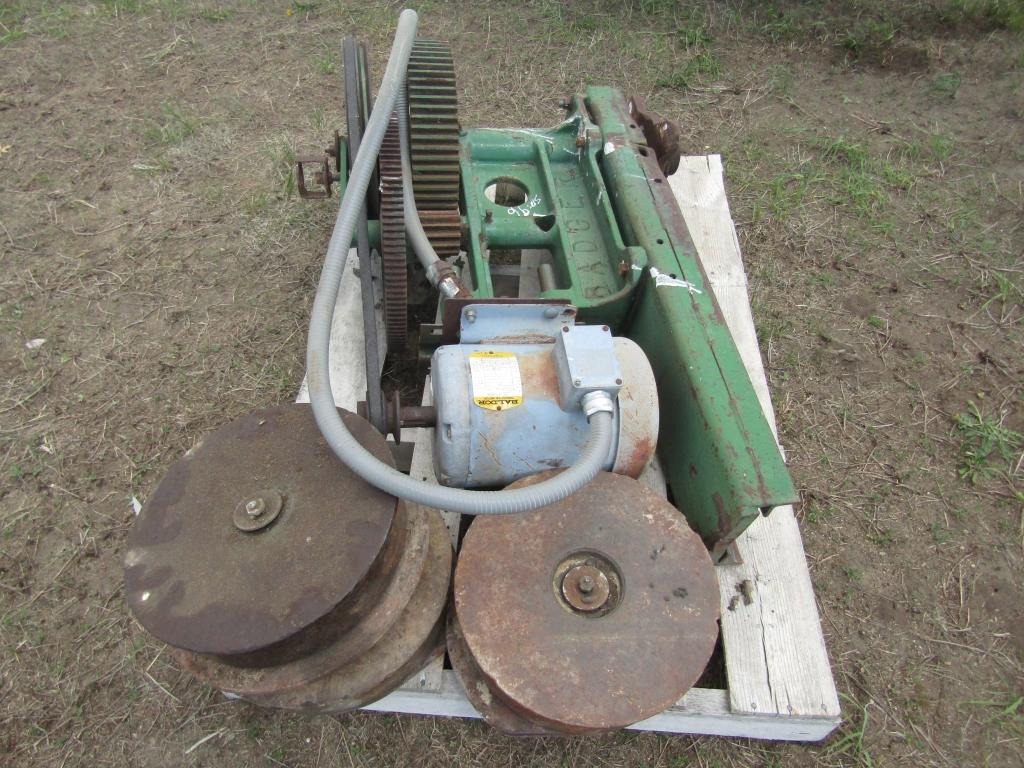 Badger Barn Cleaner Head and Chain