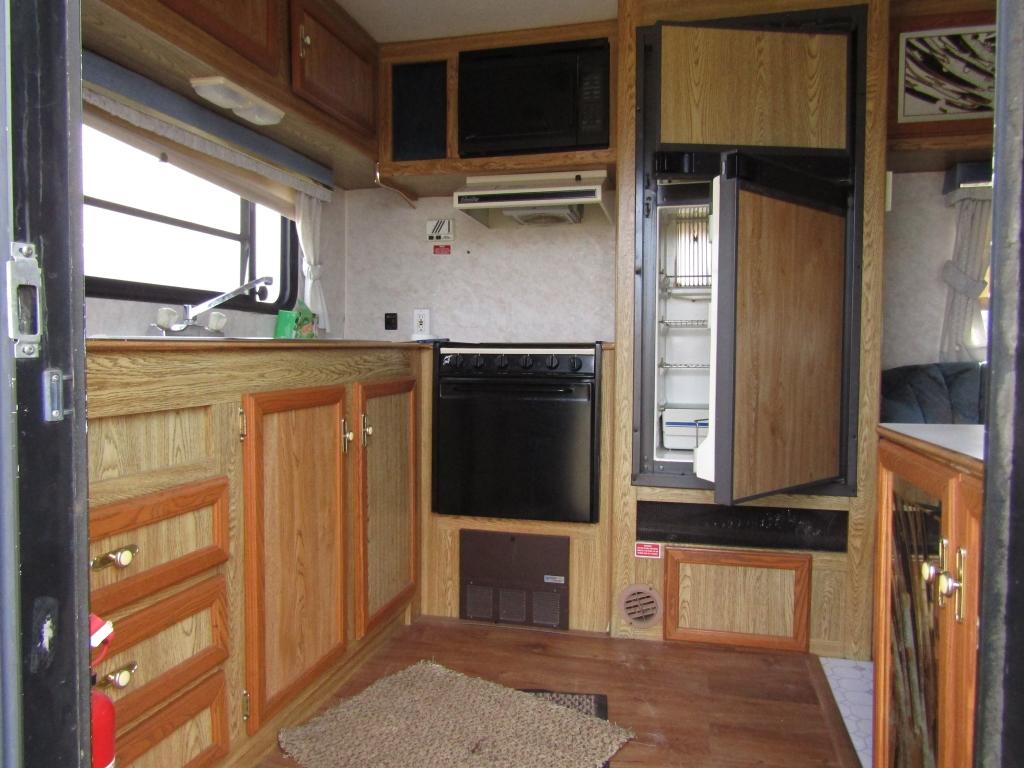 1994 Sportsman Gooseneck Camper