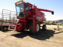 International 1460 Combine