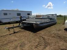 2000 Lowe Suncruiser ML200 21ft. Pontoon