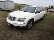 2005 Chrysler 4 Door Pacifica Car