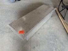 Diamond Plate Pickup Toolbox