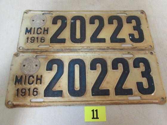 1916 Michigan License Plate Matched Pair