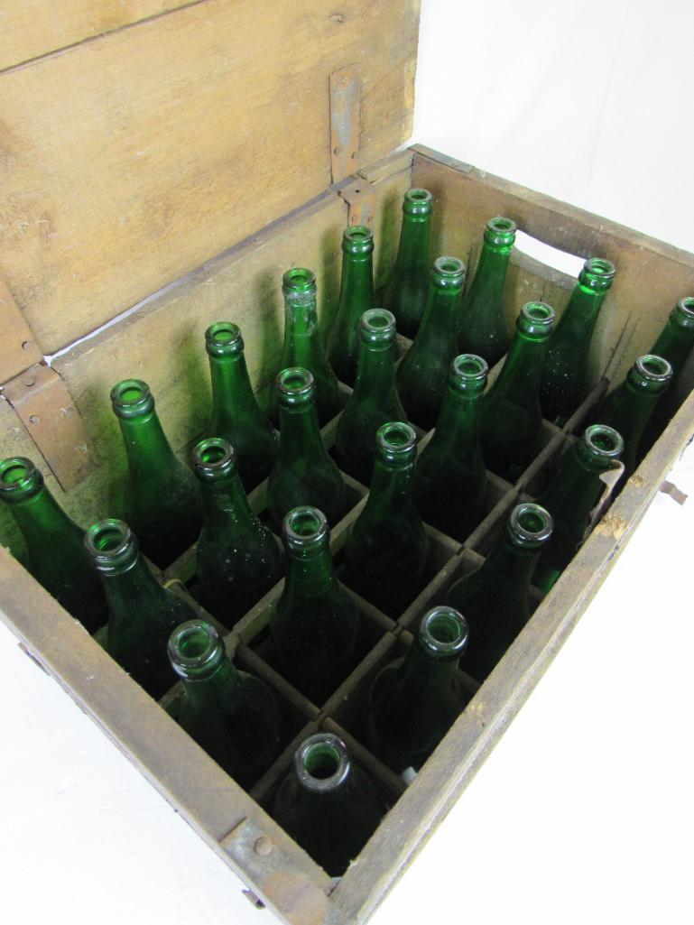 Antique Pre-Prohibition Anheuser Busch Wooden Beer Crate w/ Bottles