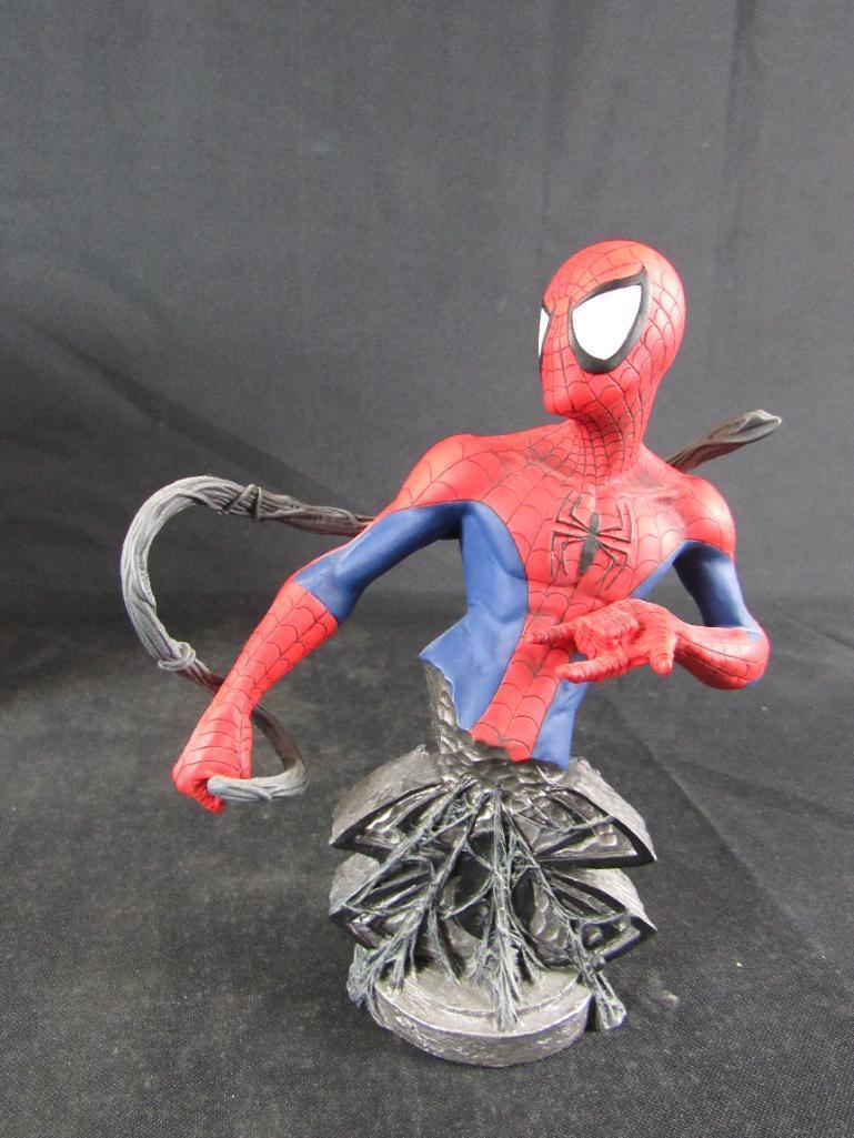 Diamond Select 6" Ultimate Spider-Man Bust/ Statue MIB