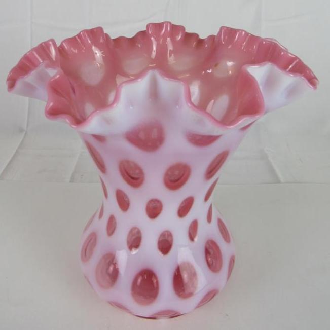 Beautiful Fenton Art Glass Cranberry Opalescent Coin Dot 8 1/4" Ruffled Vase