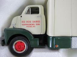 First Gear 1:34 Diecast 1952 GMC Red Rose Ice Cream Truck