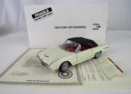 Danbury Mint 1:24 1962 Ford Thunderbird Convertible in Box w/ Papers