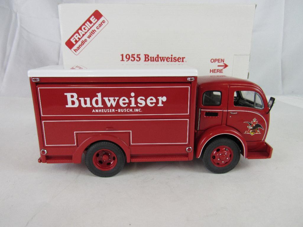 Danbury Mint 1:24 Diecast 1955 Budwesier Beer Delivery Truck MIB
