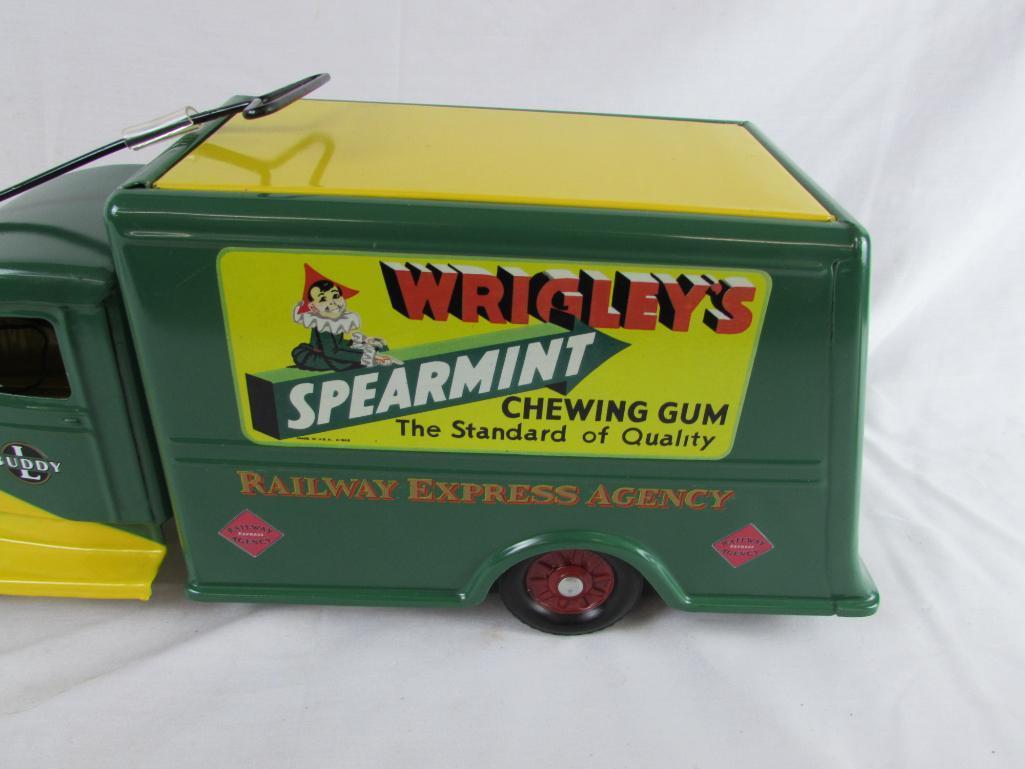 Antique 1930's Buddy L Wrigley Gum Ride-On International Truck 26"