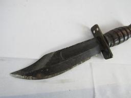 Excellent 3-79 Vietnam Era Camillus (Ontario) Pilot Survival Fighting Knife w/ Sheath