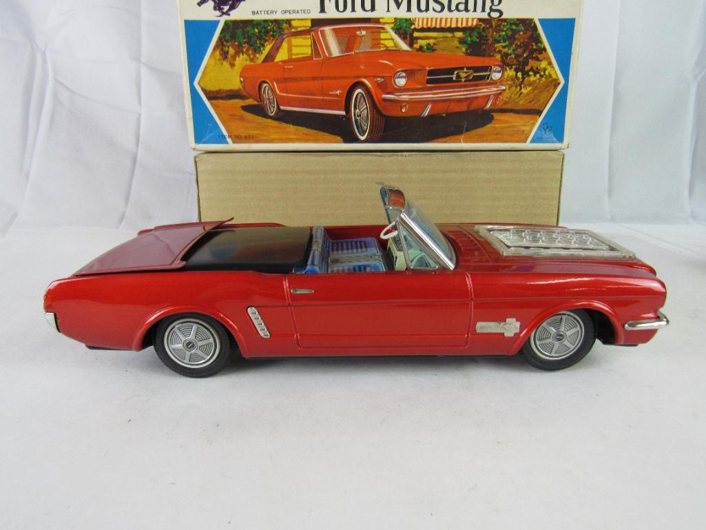 Outstanding Vintage Yonezawa Japan Tin Battery-Op Mustang Convertible MIB 13"