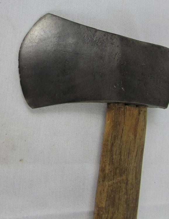 Antique Marbles Gladstone, Mich Camp Axe #10 Hatchet w/ Nail Puller