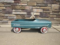 Excellent Vintage AMF "Jet Sweep" Pedal Car