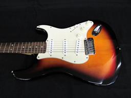 Excellent Fender Starcaster Strat (China) 6 String Electric Guitar w/ Fender Gig Bag