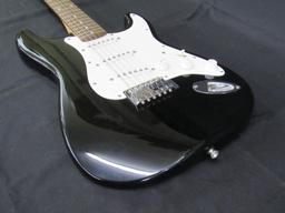 Fender Squier Stratocaster Affinity (Indonesia) 6 String Electric Guitar w/ Case