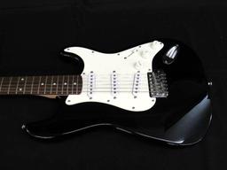 Fender Squier Stratocaster Affinity (Indonesia) 6 String Electric Guitar w/ Case