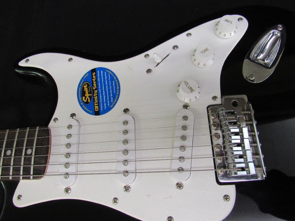 Beautiful Fender Squier Stratocaster Affinity (Indonesia) 6 String Electric Guitar w/ Case