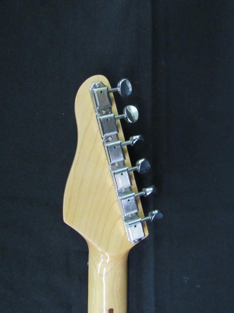 Excellent Giannini Standard Telecaster Style Solid Body 6 String Electric Guitar