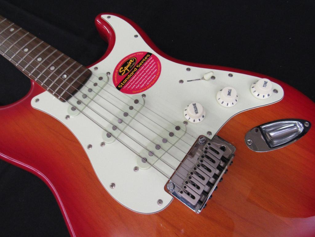 Fender Squier Stratocaster (China) 6 String Electric Guitar w/ Case