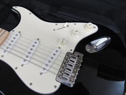 Excellent Fender Starcaster Strat 6 String Electric Guitar w/ Fender Gig Bag