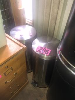 SS step trashcan