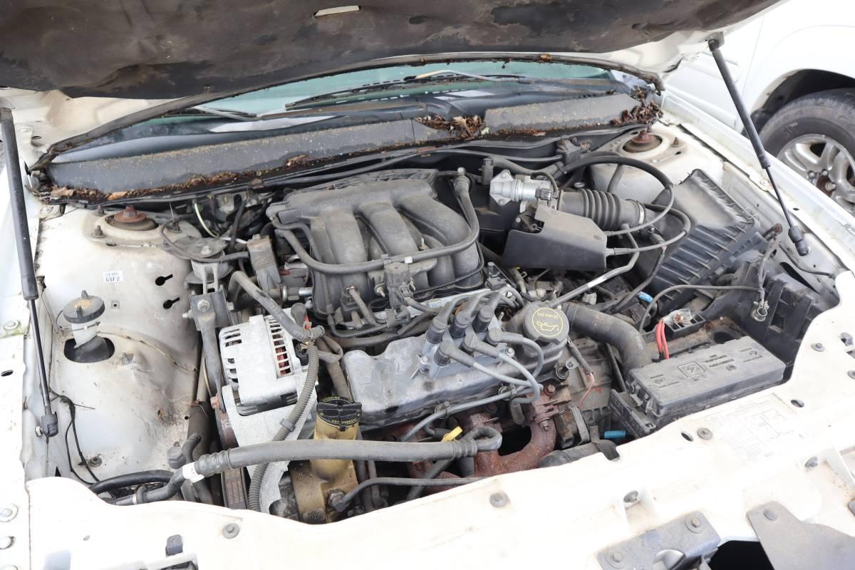 2005 Ford Taurus SE - *NOT Running*