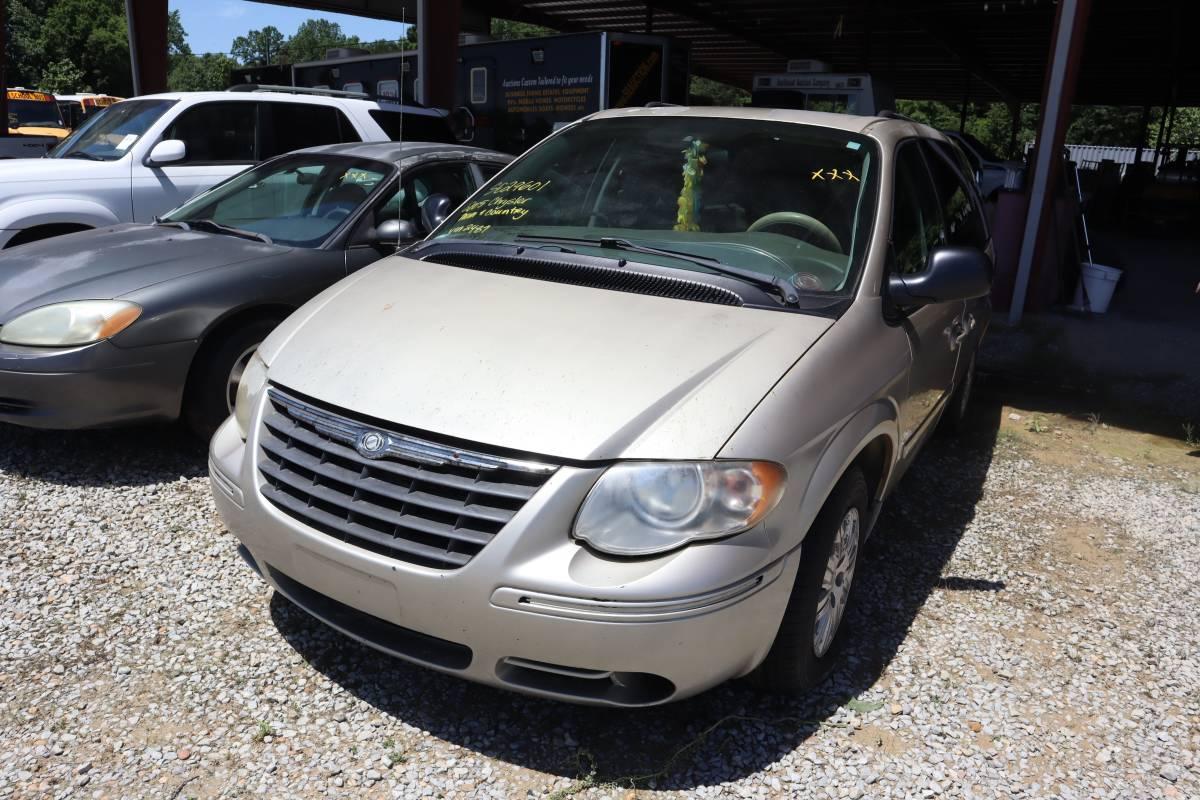 2005 Chrysler Town & Country - *NOT Running*