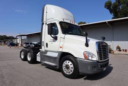 2016 Freightliner Cascadia 125