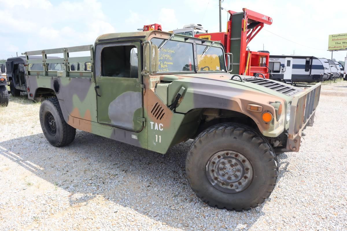 1992 Hummer M1038