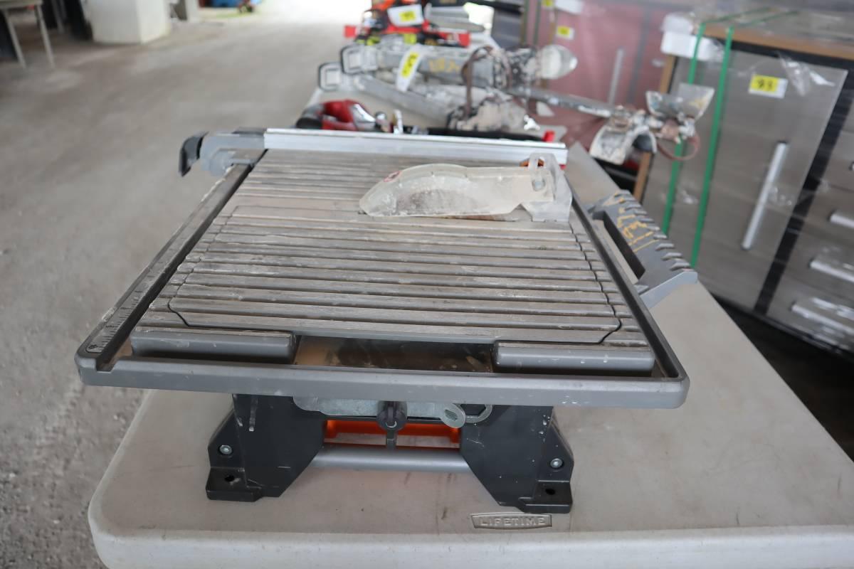 Ridgid 7" Wet Tile Saw