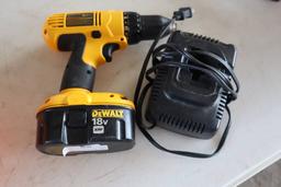 Dewalt Drill, Sander and Level