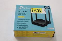 TP Link Dual Band Router AC1200 (Ser#00235)