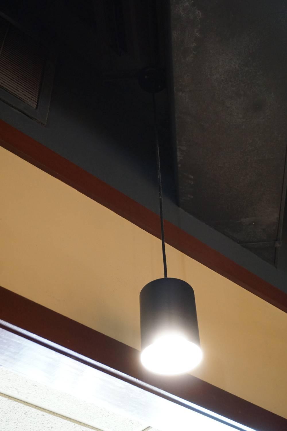 Hanging Canister Light