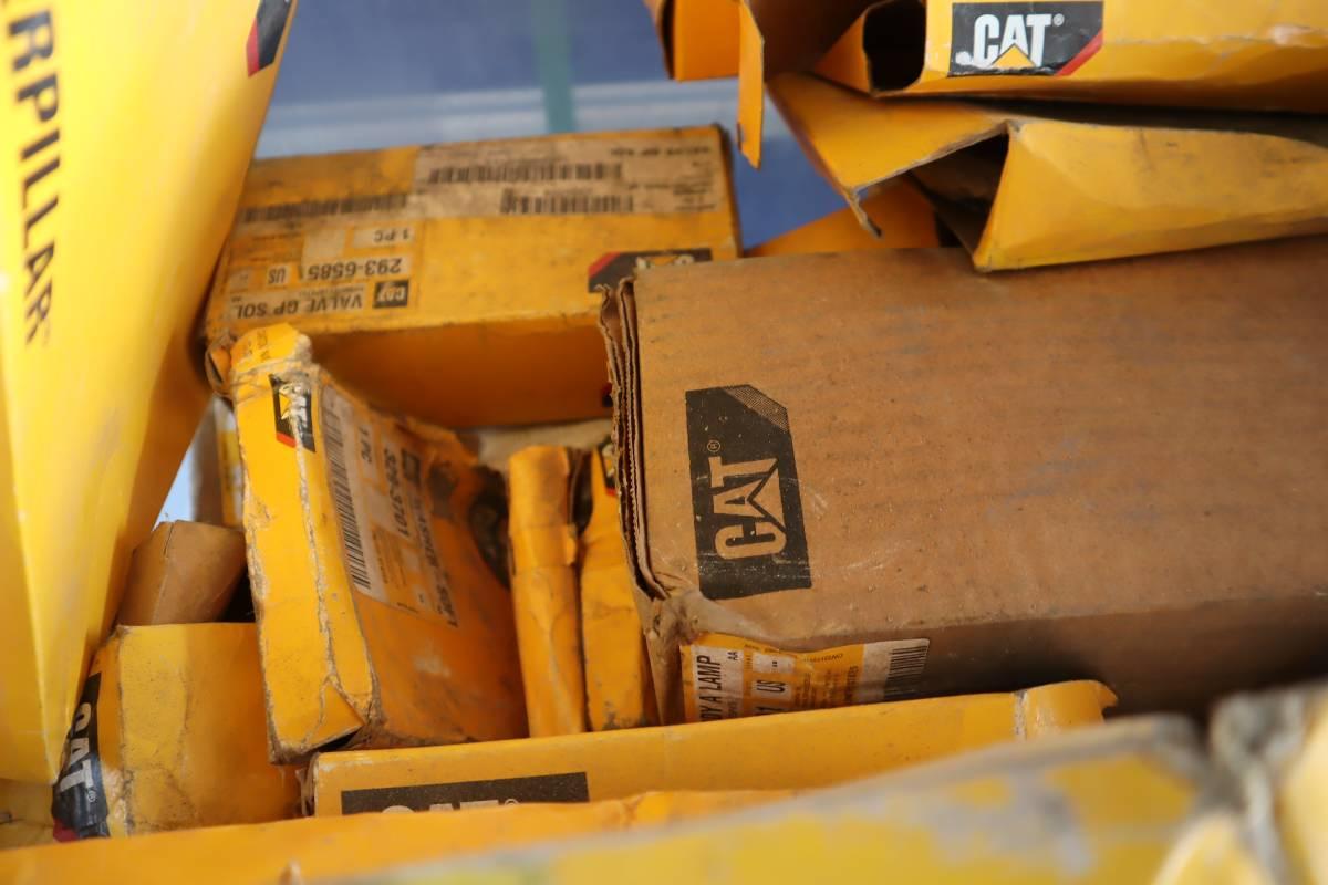 Box-Asst. Caterpillar Parts