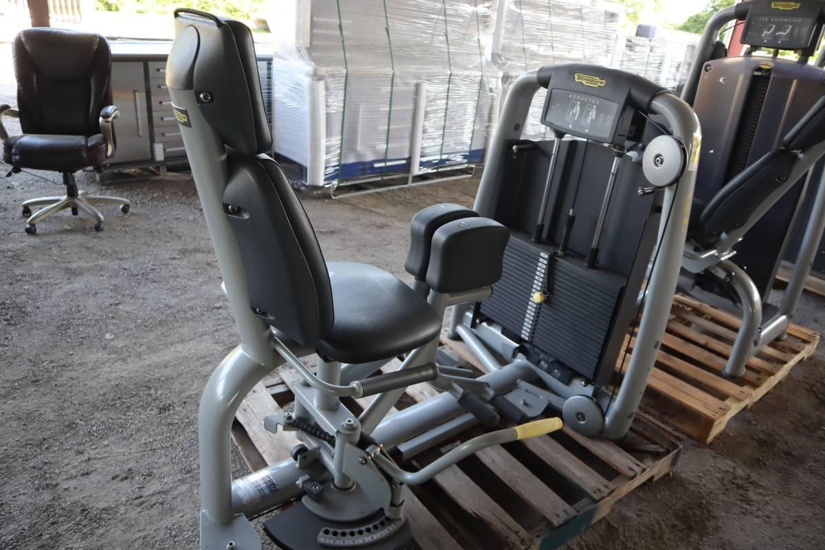 TechnoGym Adducter