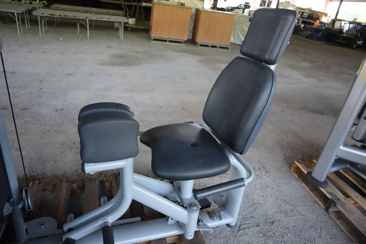 TechnoGym Adducter