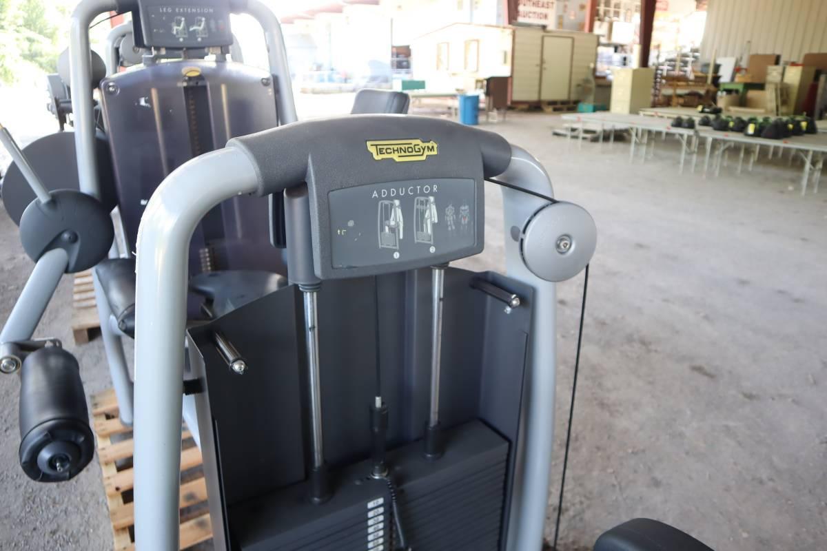 TechnoGym Adducter